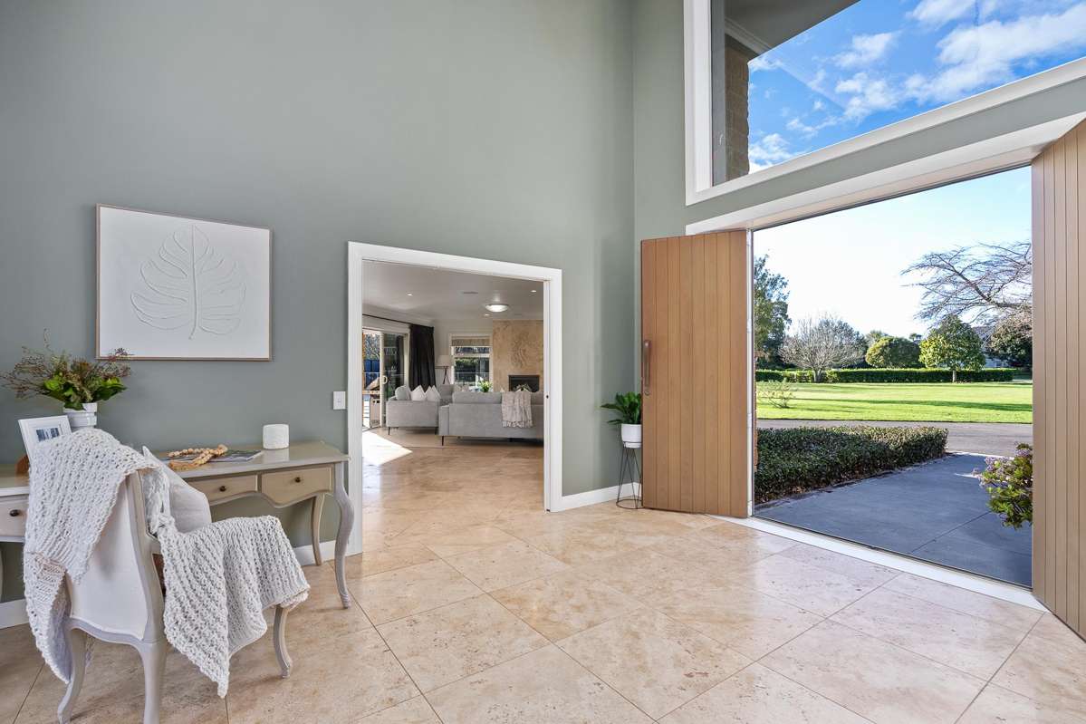 13 Meadowgreen Drive_2