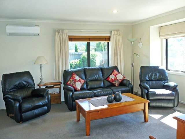 57 Lord Auckland Road Wakefield_3