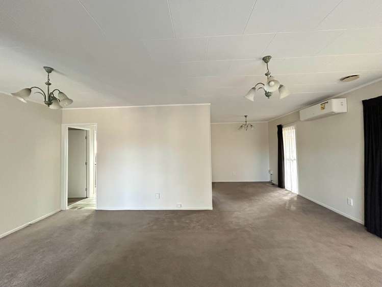 35 Claverdon Drive Massey_7