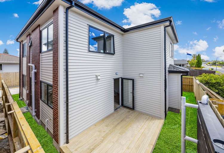 2/30 Sharland Avenue Manurewa_1