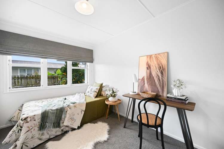 64 Aurora Terrace Hillcrest_18