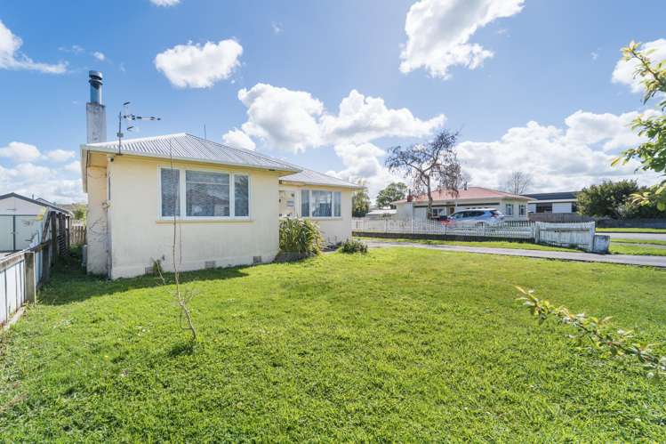 55 McGregor Street Milson_16