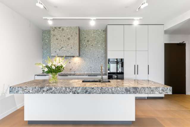 203/81 Carlton Gore Road Newmarket_2