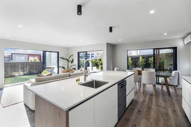 1/22 Clonbern Road Remuera_10