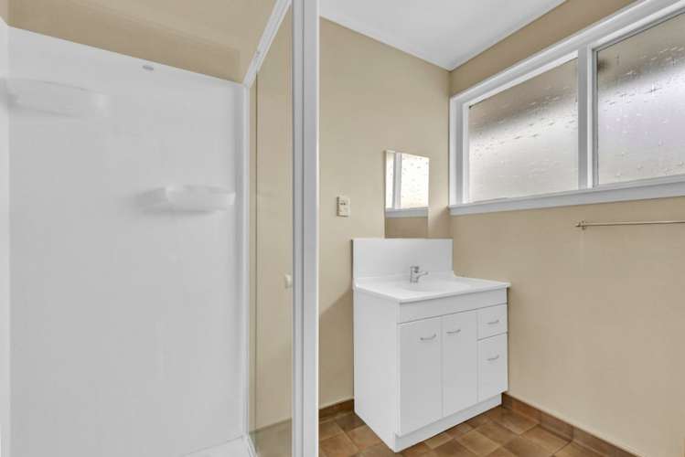 3/584 Cashel Street Linwood_17