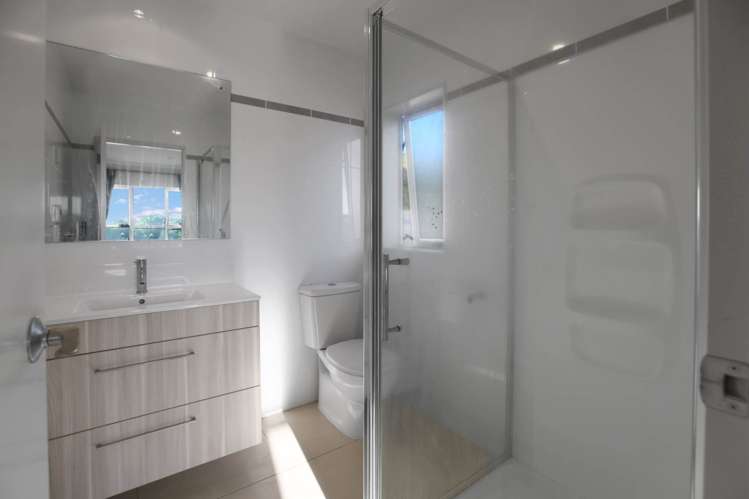 4 Tihi Street Stonefields_15