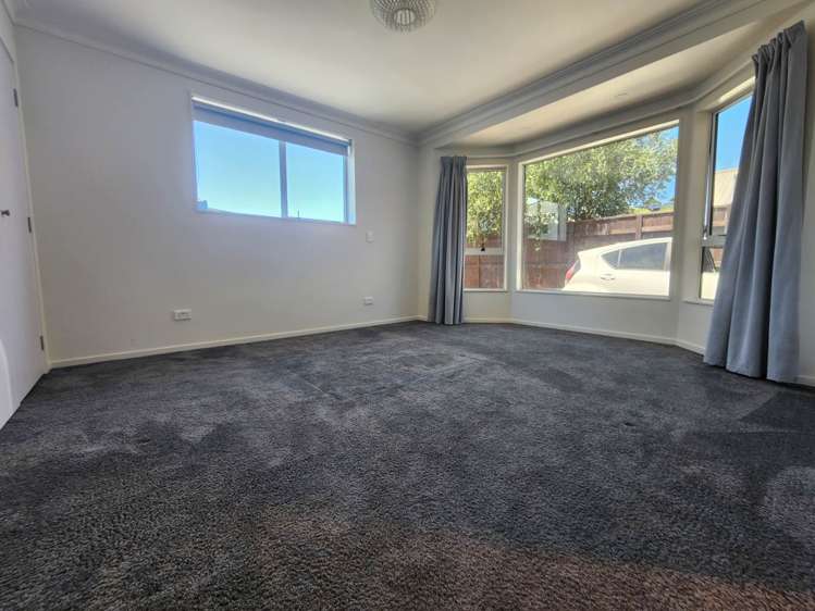 2/15 Stratford Avenue Milford_8