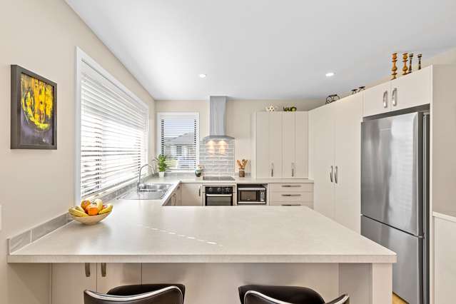 4 Catalina Crescent Burleigh_3