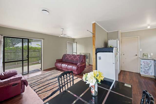 2/7 Silver Creek Road Manurewa_4