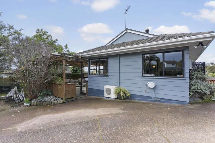 12 Landsdale Place Massey_26