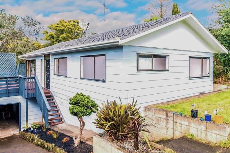 7 Lysander Crescent Beach Haven_1