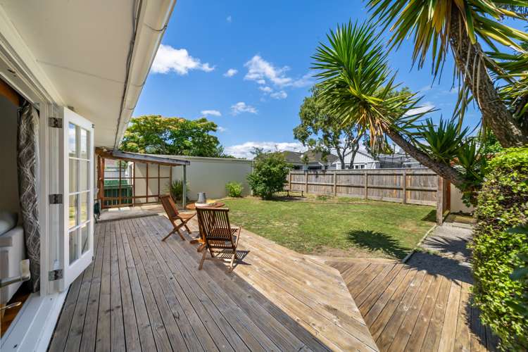 2/314 Fergusson Drive Heretaunga_4