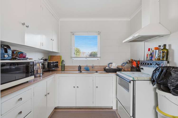 1-4/158 Crinan Street Appleby_6
