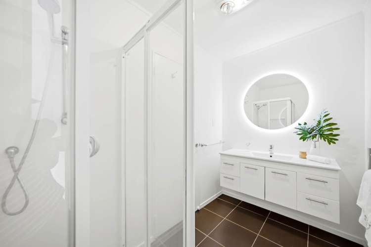 1 Montclair Rise Browns Bay_7