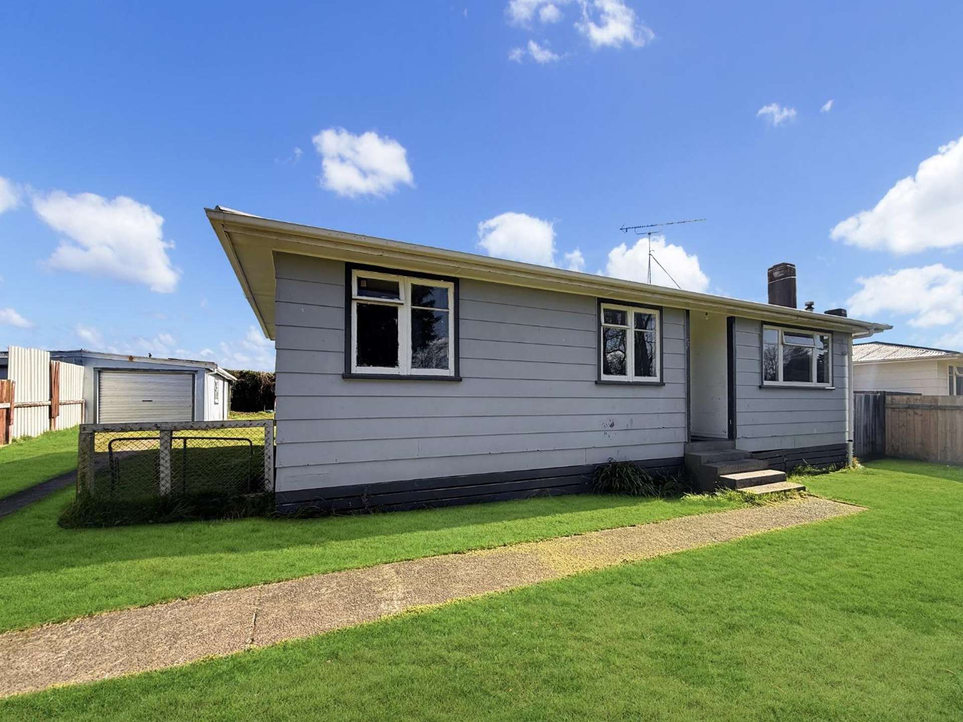 269 Balmoral Drive 11139_0