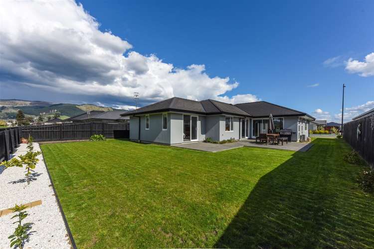 15 Oakdale Grove Richmond_16