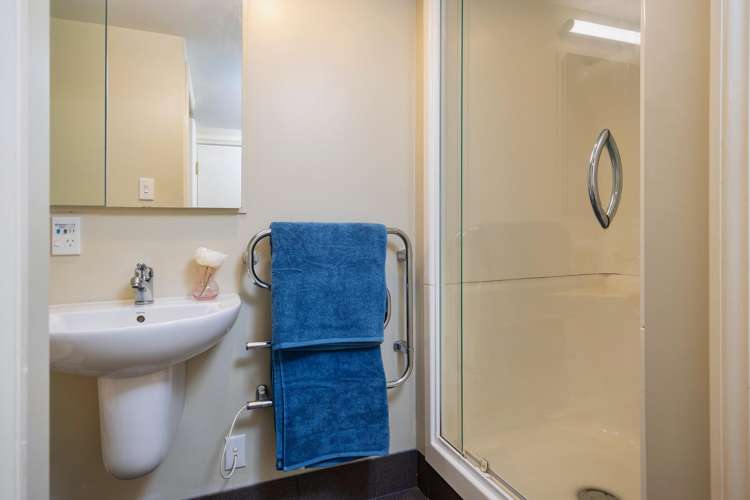 39 Saltaire Street Avondale_24