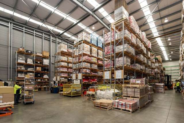 8 Orbit Drive Albany_3