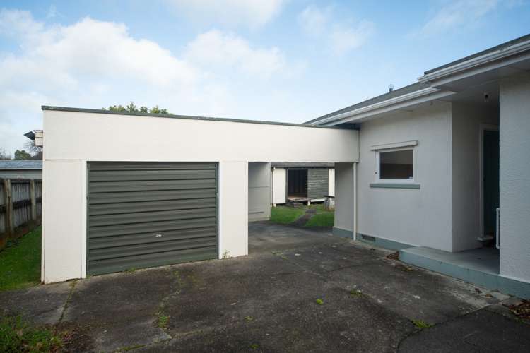 261 Kimbolton Road Feilding_16
