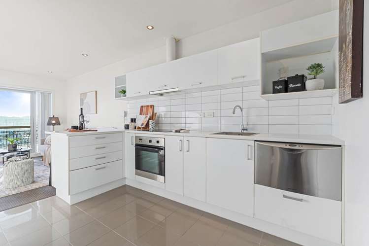 D6/60 Masons Road_3