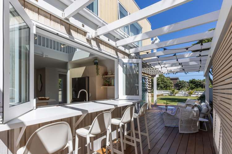 87 The Esplanade Raumati South_23