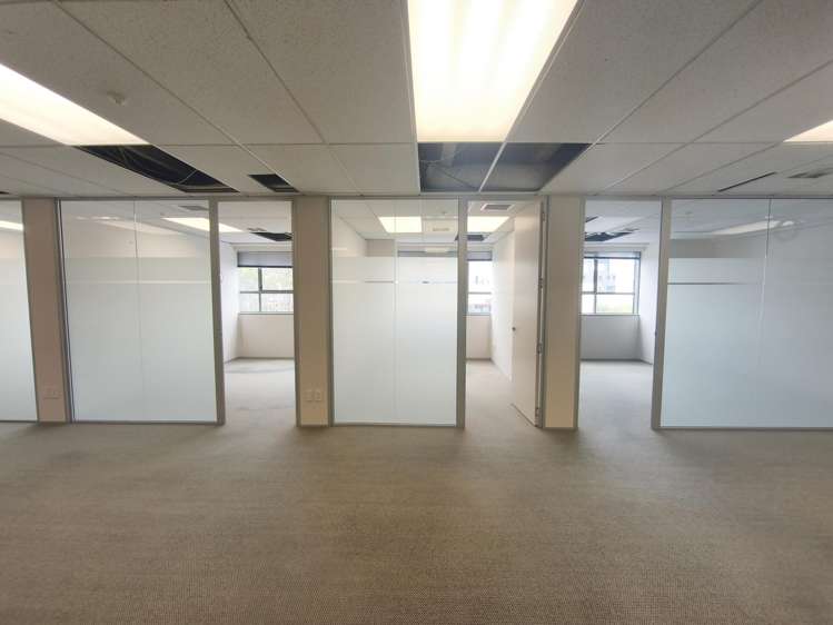 Suites 3 and 4/507 Lake Road Takapuna_6