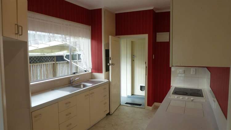 212 Heale Street Thames_3