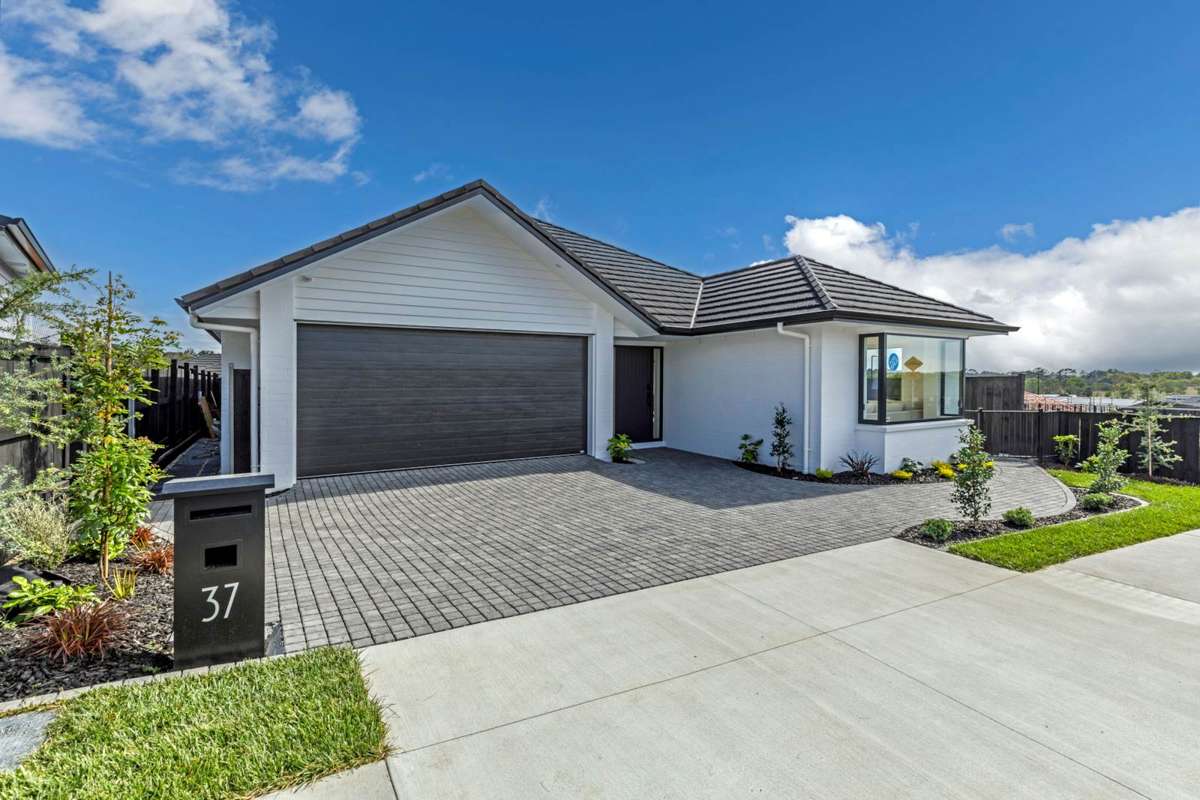 37 Parkland Loop_4