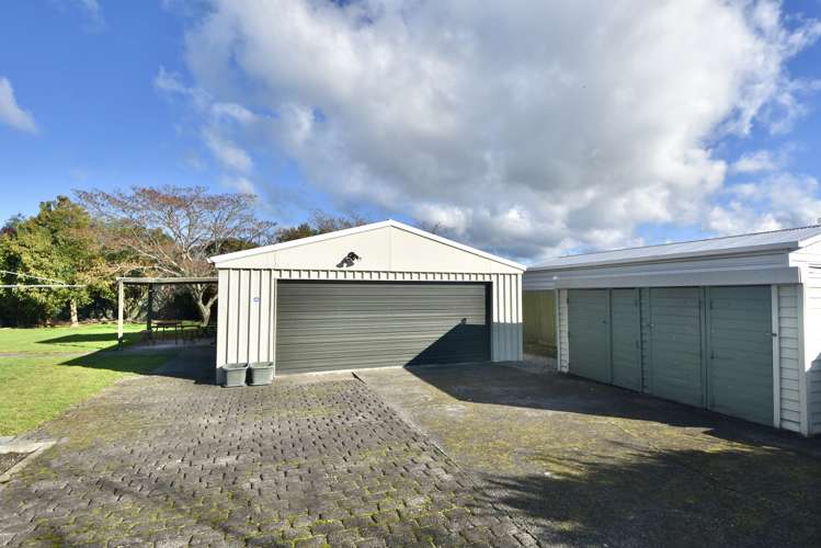 15 Charles Street Carterton_15