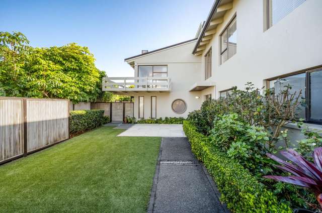 Solid Masonry home in the heart of Macleans Zone