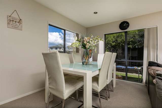 39 Riverglade Parkway Te Atatu South_3