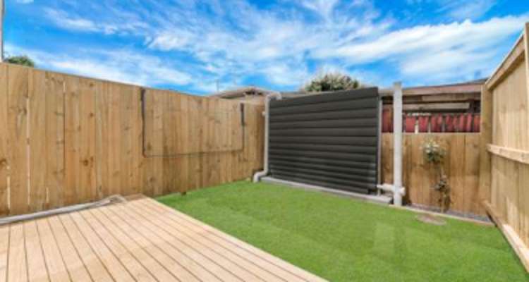 42c Burbank Avenue_0