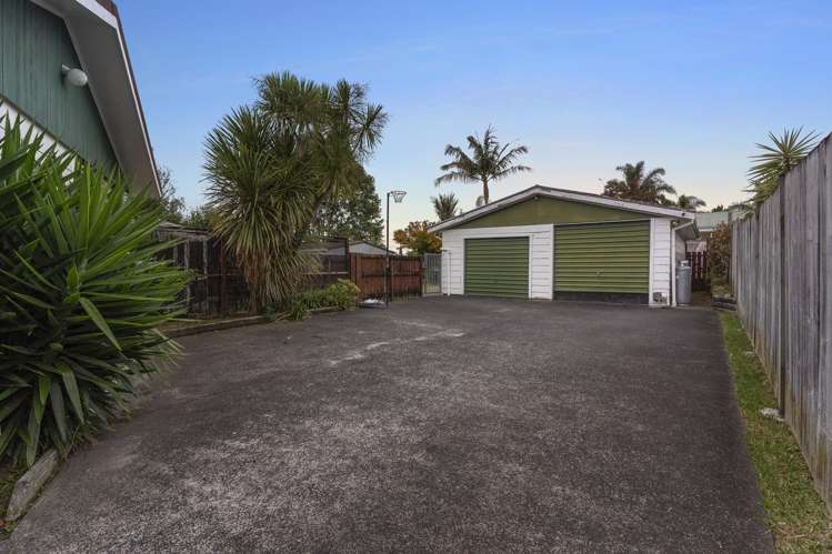 54 Woodglen Road Glen Eden_15