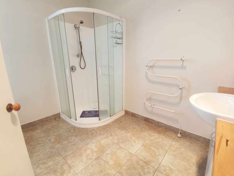 86 Bealey Street Hokitika_10