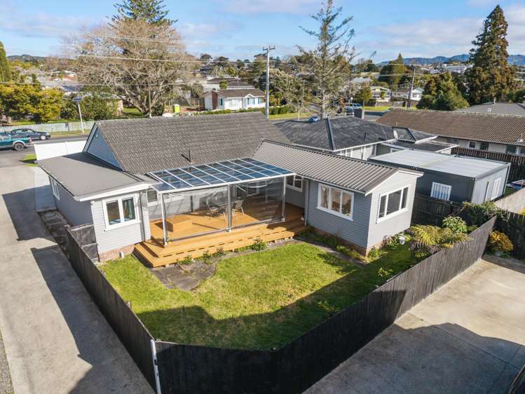403B West Coast Road Glen Eden_16