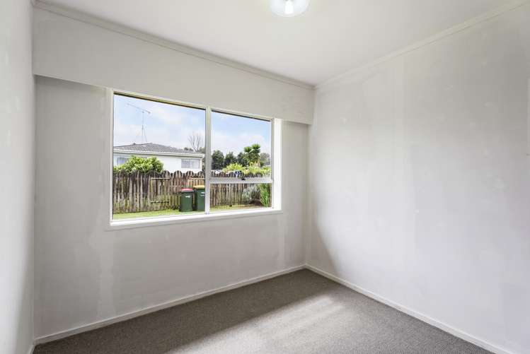 2/24 Waimana Road Conifer Grove_12
