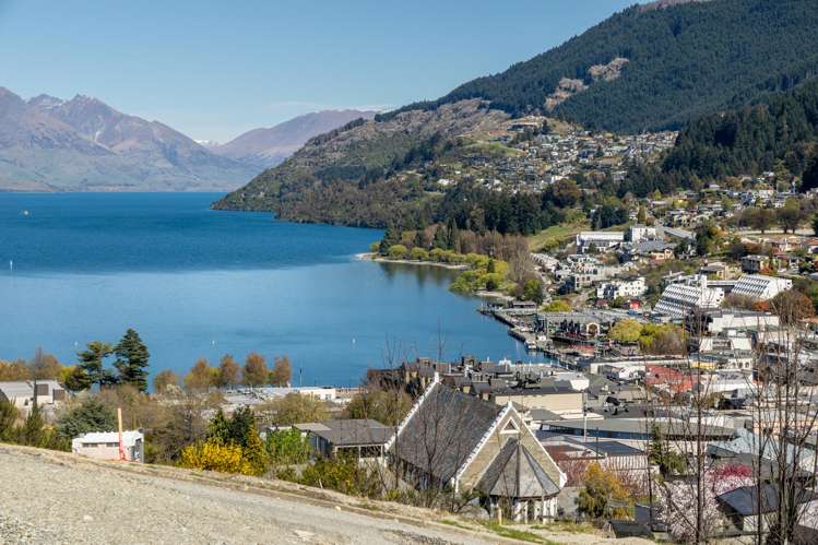 7 Edgar Street Queenstown_21