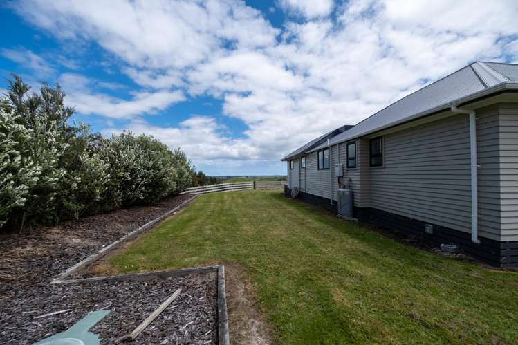 1445B Church Road Kaingaroa_32