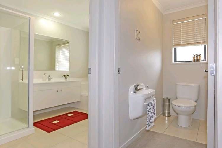 59 Condor Drive Pyes Pa_16