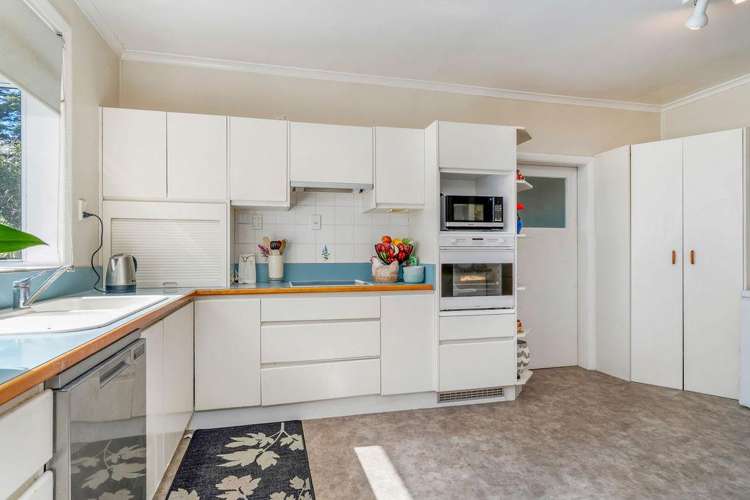 4 Armstrong Avenue_5