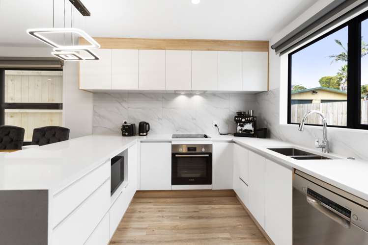 66b Patons Road Howick_5