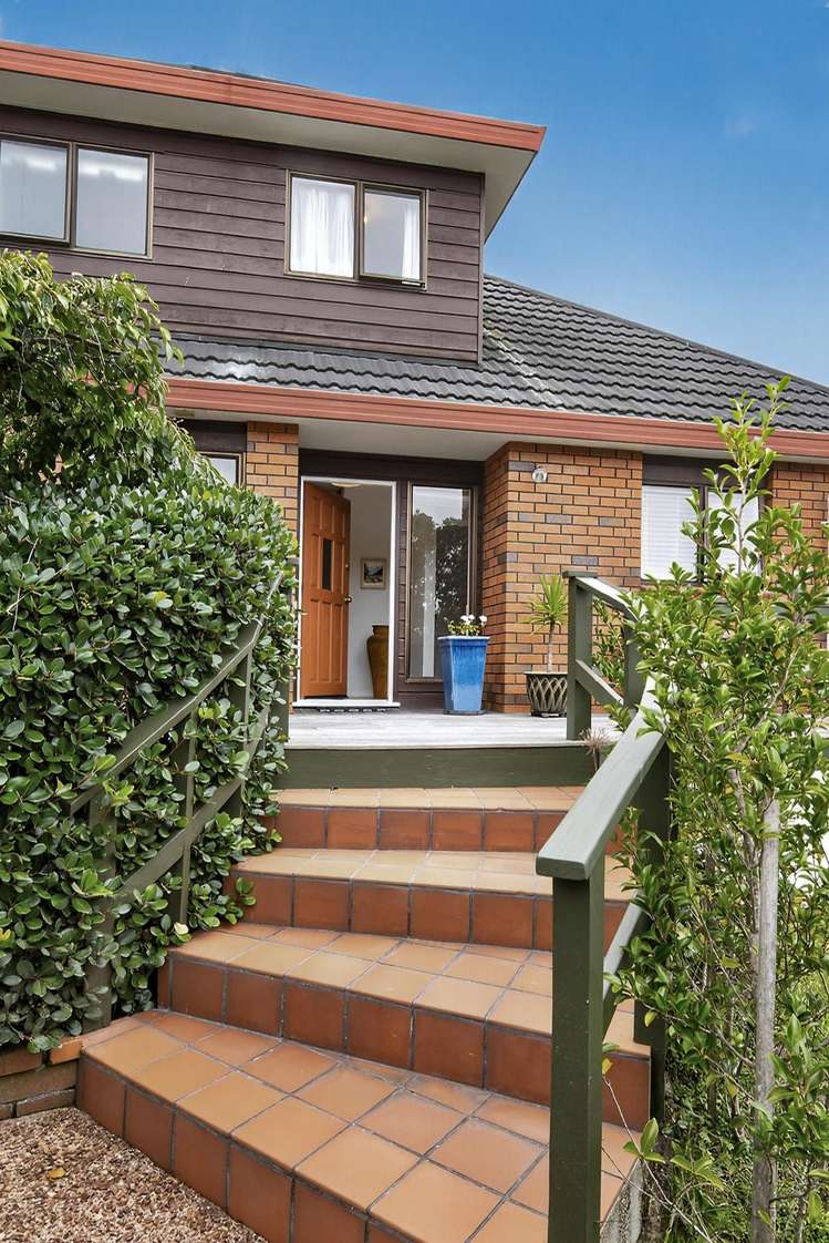 14 Channing Crescent Botany Downs_35