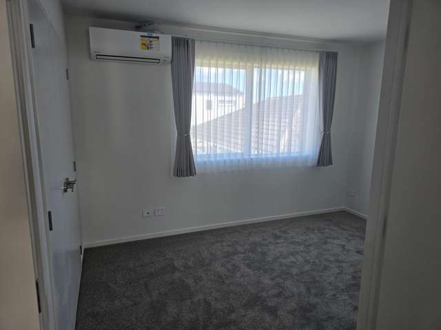 A/9 Edgerton Road Te Atatu Peninsula_4