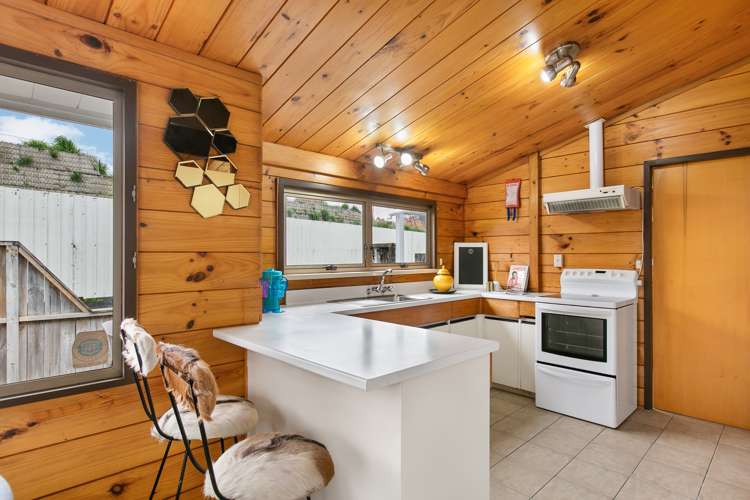 6 Wesleydale Place Papakura_10