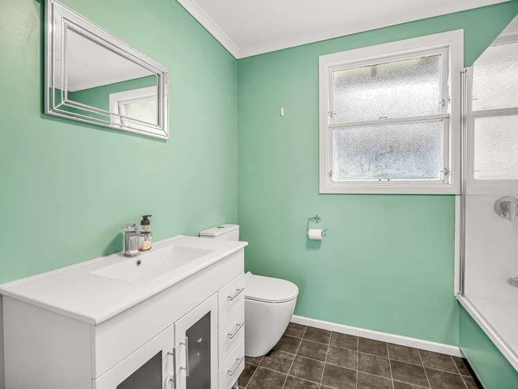 23 Royal Terrace Owaka_7