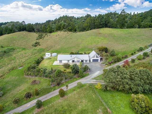 49 Lloyd Drive Wainui_2