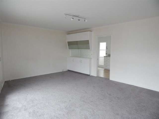 2/124 Te Atatu Road Te Atatu South_4