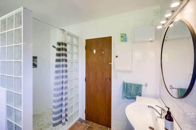 33 and 35 Airini Road Waimarama_22