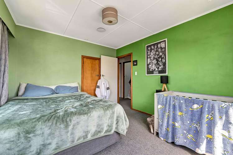 66A Cloten Road Stratford_11