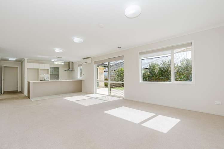 83 Mataroa Crescent_4